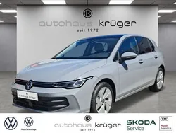 Grau Gebraucht 2024 VW Golf VIII Life Kleinwagen | 27.900 € (Etwas zu teuer)