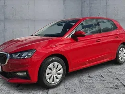 Rot Neu 2025 Skoda Fabia Essence Limousine | 17.970 € (Fairer Preis)