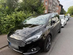 Schwarz Gebraucht 2018 Ford S-MAX Titanium Van / Kleinbus | 16.999 € (Fairer Preis)