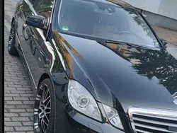 Schwarz Gebraucht 2010 Mercedes E250 Limousine | 10.490 € (Fairer Preis)