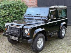 Schwarz Gebraucht 2006 Land Rover Defender Kombi | 21.500 € (Superpreis)