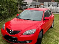 Rot Gebraucht 2007 Mazda 3 Kleinwagen | 3.000 €