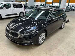 Schwarz magic perleffekt Gebraucht 2022 Skoda Octavia Style Kombi | 22.190 € (Superpreis)