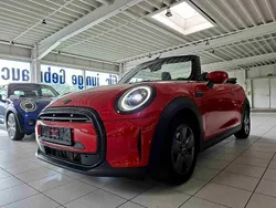 Rot Gebraucht 2023 Mini Cooper Cabriolet Cabrio | 27.989 € (Fairer Preis)