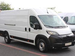 Weiß icy Gebraucht 2024 Peugeot Boxer Van | 24.988 € (Fairer Preis)