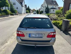 Gold Gebraucht 2004 Mercedes E220 Elegance Kombi | 6.900 € (Etwas zu teuer)