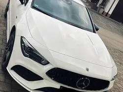 Weiß Gebraucht 2021 Mercedes CLA250e Limousine | 32.000 €