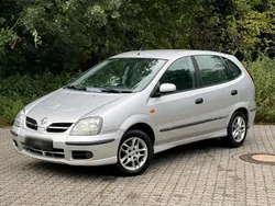 Silber Gebraucht 2004 Nissan Almera Tino Van / Kleinbus | 850 € (Guter Preis)