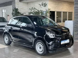 Schwarz Gebraucht 2021 Smart ForFour Electric Drive Kleinwagen | 7.500 € (Guter Preis)