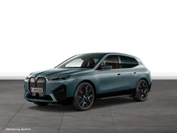 Blau Gebraucht 2024 BMW iX SUV | 61.848 € (Teuer)