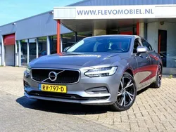 Grau Gebraucht 2018 Volvo S90 Momentum Limousine | 16.950 € (Guter Preis)