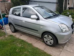 Silber Gebraucht 2006 Kia Picanto Kleinwagen | 800 €