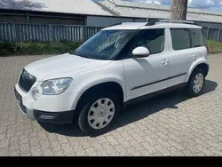 Weiß Gebraucht 2012 Skoda Yeti SUV | 7.400 € (Fairer Preis)