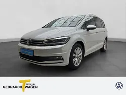 Weiß Gebraucht 2024 VW Touran Highline Van / Kleinbus | 33.980 € (Fairer Preis)