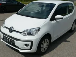 Weiß Gebraucht 2021 VW up! Basis Kleinwagen | 4.850 €