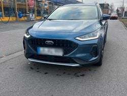 Blau Gebraucht 2023 Ford Focus Active X Kombi | 18.400 € (Guter Preis)
