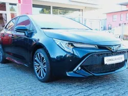 Mysticschwarz mica Gebraucht 2022 Toyota Corolla Team | 25.950 € (Fairer Preis)