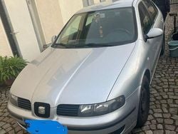 Silber Gebraucht 2005 Seat Leon Stella Limousine | 1.200 € (Guter Preis)