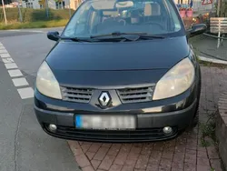 Schwarz Gebraucht 2003 Renault Scénic Van / Kleinbus | 1.200 €