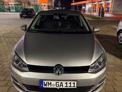 Silber Gebraucht 2015 VW Golf VII LOUNGE Limousine | 11.000 € (Fairer Preis)