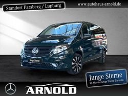 Grün (granitgrün) Gebraucht 2023 Mercedes Vito Van / Kleinbus | 48.949 €