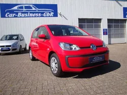 Rot Gebraucht 2018 VW up! move up! Kleinwagen | 7.000 € (Fairer Preis)