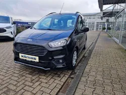 Obsidianschwarz metallic Gebraucht 2019 Ford Tourneo Courier Trend Van / Kleinbus | 13.690 € (Fairer Preis)