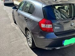Grau Gebraucht 2006 BMW 118 Kleinwagen | 2.600 € (Guter Preis)