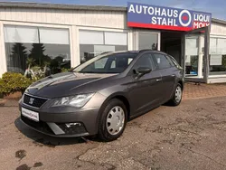 Grau Gebraucht 2017 Seat Leon ST Reference Kombi | 11.490 € (Fairer Preis)