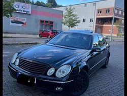 Schwarz Gebraucht 2002 Mercedes 240 Limousine | 2.100 €