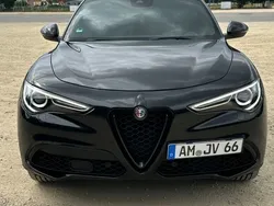 Schwarz Gebraucht 2018 Alfa Romeo Stelvio Super SUV | 21.800 € (Etwas zu teuer)