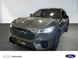 Carbonized gray/asher gray (grau) Gebraucht 2023 Ford Mustang Mach-E GT Extended Range SUV | 57.510 € (Guter Preis)