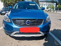 Blau Gebraucht 2014 Volvo XC60 SUV | 13.399 €