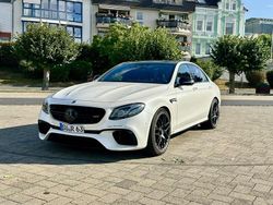 Weiß Gebraucht 2016 Mercedes E63S AMG AMG Limousine | 65.900 €