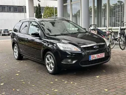 Schwarz Gebraucht 2010 Ford Focus Viva Kombi | 4.500 € (Etwas zu teuer)
