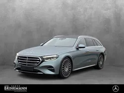 Verdesilber Gebraucht 2024 Mercedes E220 Exclusive Kombi | 59.870 € (Teuer)