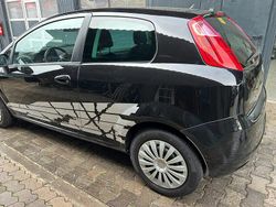 Schwarz Gebraucht 2007 Fiat Punto Kleinwagen | 2.500 € (Teuer)