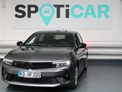 Grau Gebraucht 2024 Opel Astra Ultimate Limousine | 25.900 € (Fairer Preis)