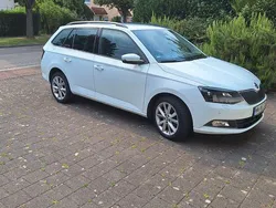 Weiß Gebraucht 2016 Skoda Fabia Joy Kombi | 10.300 € (Fairer Preis)