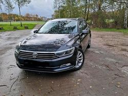 Grau Gebraucht 2019 VW Passat Highline Kombi | 19.000 € (Fairer Preis)