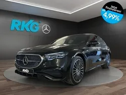 Schwarz Gebraucht 2025 Mercedes E300 AMG Limousine | 72.780 €