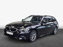 Schwarz Gebraucht 2021 BMW 320 Shadowline Kombi | 25.811 € (Guter Preis)