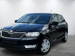 Schwarz Gebraucht 2015 Skoda Rapid Ambition Limousine | 7.950 € (Fairer Preis)