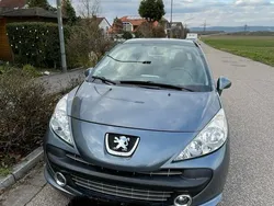 Grau Gebraucht 2007 Peugeot 207 Kleinwagen | 2.300 € (Guter Preis)