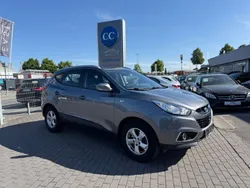 Grau Gebraucht 2013 Hyundai ix35 Edition SUV | 7.500 € (Guter Preis)