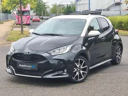 Schwarz Gebraucht 2020 Toyota Yaris Style Kleinwagen | 17.499 € (Fairer Preis)