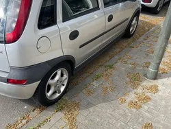 Silber Gebraucht 2003 Opel Corsa Limousine | 750 € (Guter Preis)
