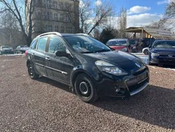 Schwarz Gebraucht 2010 Renault Clio II Dynamique Limousine | 1.800 € (Guter Preis)