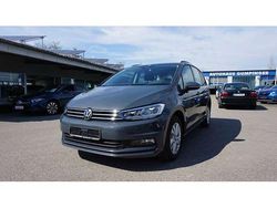 Delfingrau metallic perleffekt Gebraucht 2023 VW Touran Comfortline Van / Kleinbus | 30.490 € (Fairer Preis)