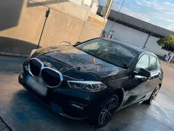 Schwarz Gebraucht 2019 BMW 116 Sport Line Kleinwagen | 16.900 € (Fairer Preis)